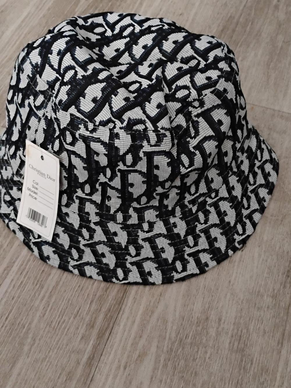 Unisex Reversible Bucket Hat 🆕✨ - Picture 4 of 7